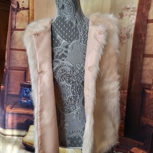 NWT Faux fur vest
